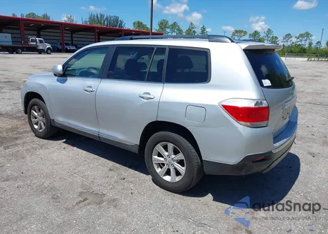 2013 Toyota Highlander Base Plus V6 из США, поврежденный, VIN 5TDZK3EH3DS098705